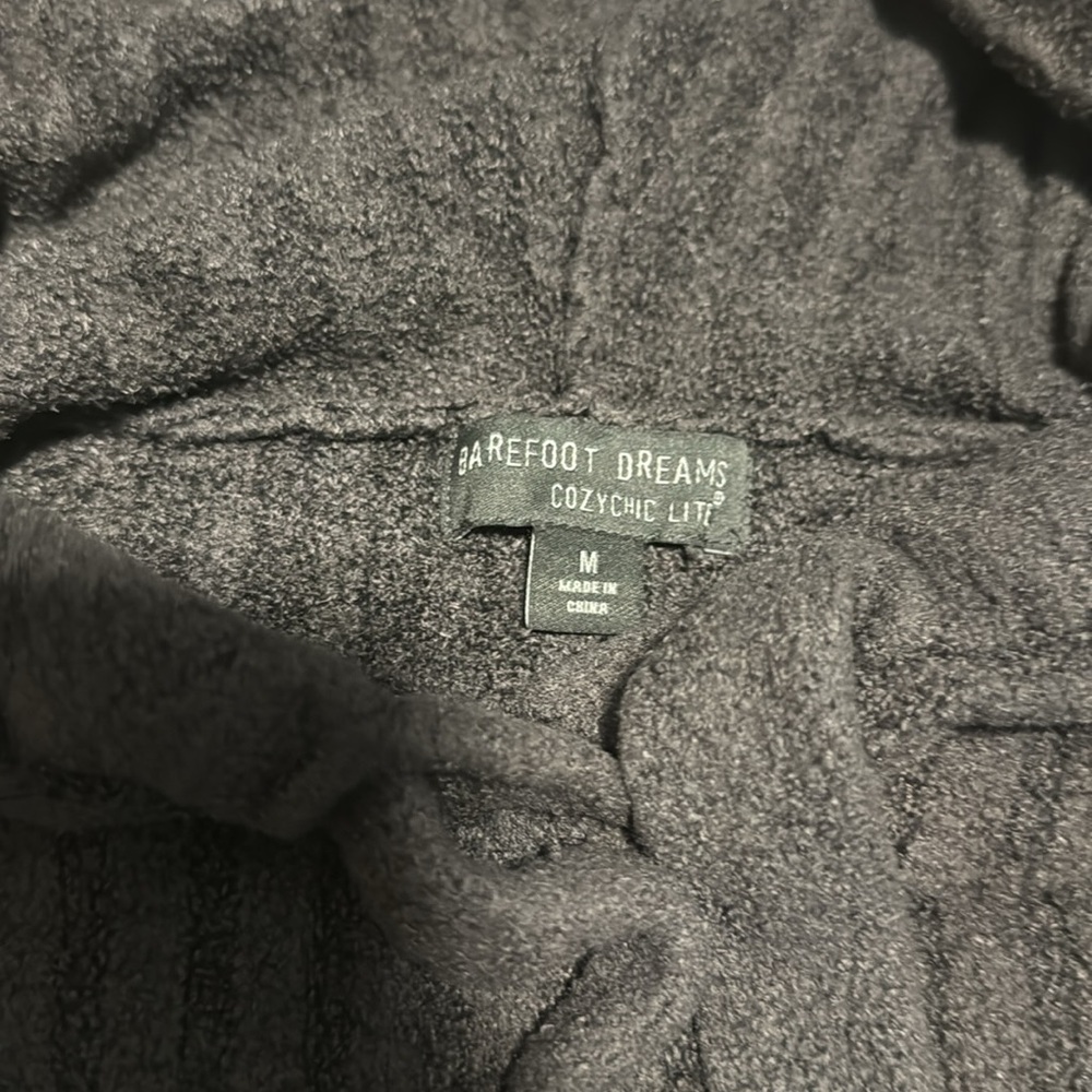 Barefoot Dreams Hoodie - Picture 3 of 3